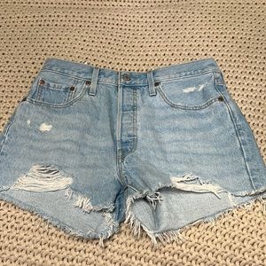 501 levi shorts